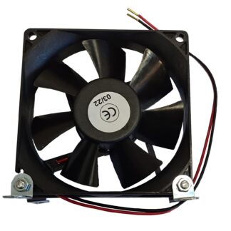 FLÄKT 12V 80 x 80 MED 4 st Fästpunkter
